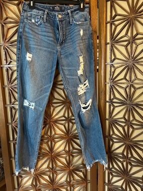 Hollister Distressed Medium Blue Straight-Leg Jeans crop 3R 26x27